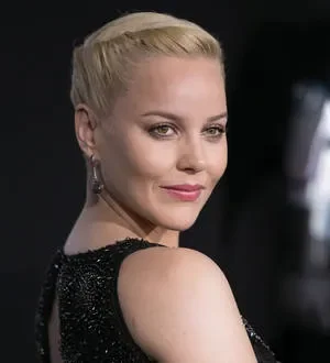 Abbie Cornish recording rap album