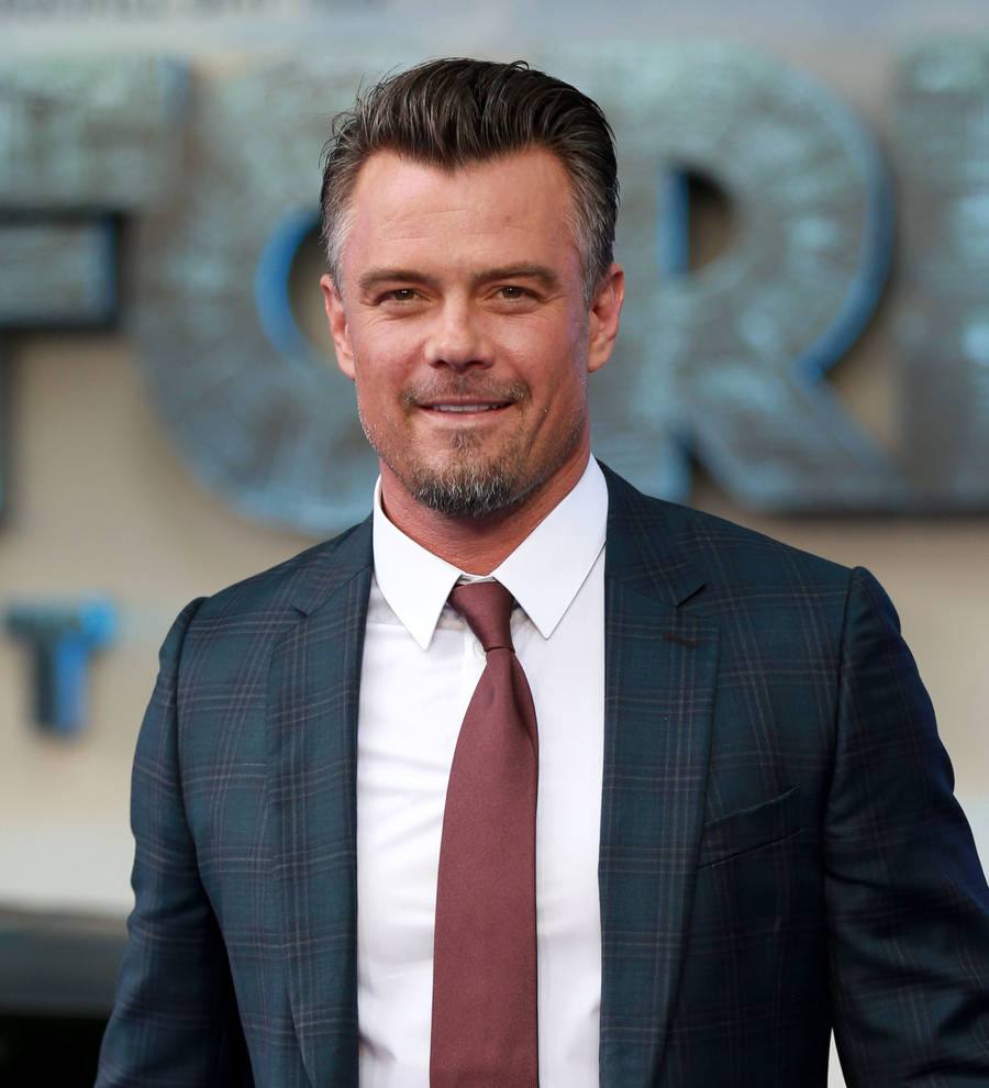 Josh Duhamel set to receive honorary doctorate