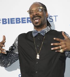 Josh Hutcherson and Snoop Dogg to show off ball skills at MLB's Celebrity Softball Game