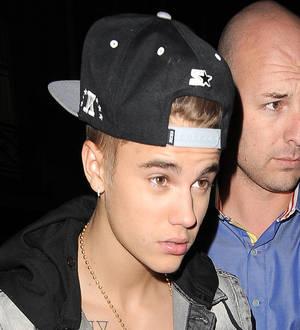 Justin Bieber's manager issues ultimatum