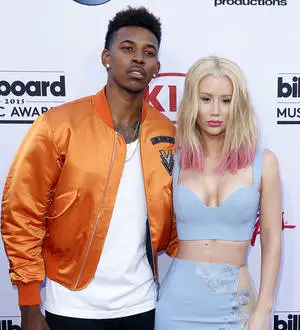 Iggy Azalea denies pregnancy rumours
