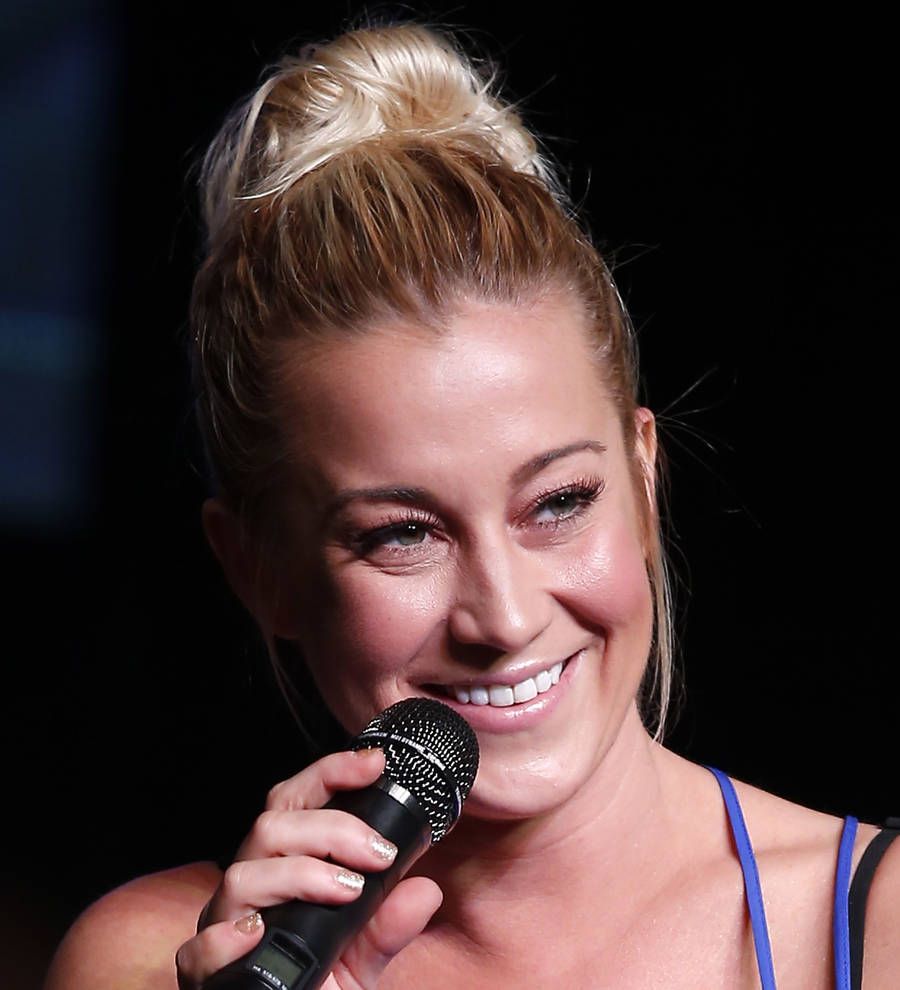 Kellie Pickler goes from Idol alum to Hall of Famer