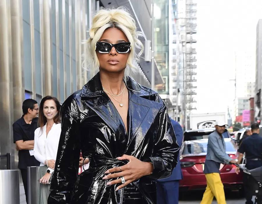 Our Top 5 Favorite Celebrity Looks at New York Fashion Week!