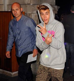 Justin Bieber rants at negative press on Twitter