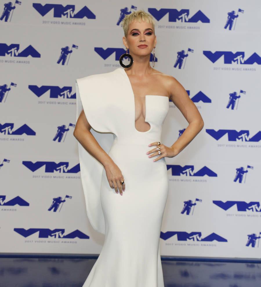 Katy Perry's wardrobe pieces to be displayed at Grammy Museum