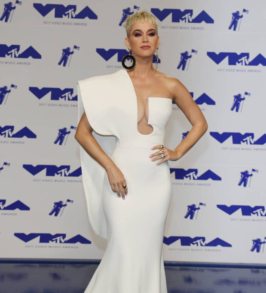 Katy Perry's wardrobe pieces to be displayed at Grammy Museum