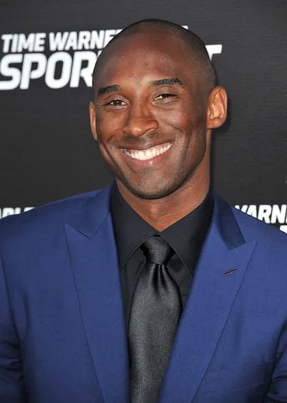 Kobe Bryant Lends Time to United Way’s HomeWalk