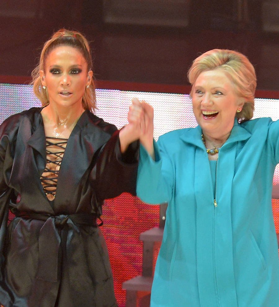 Jennifer Lopez: 'Hillary Clinton is a great mum'