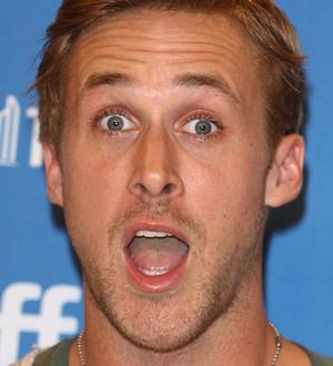 Ryan Gosling saves journalist crossing street