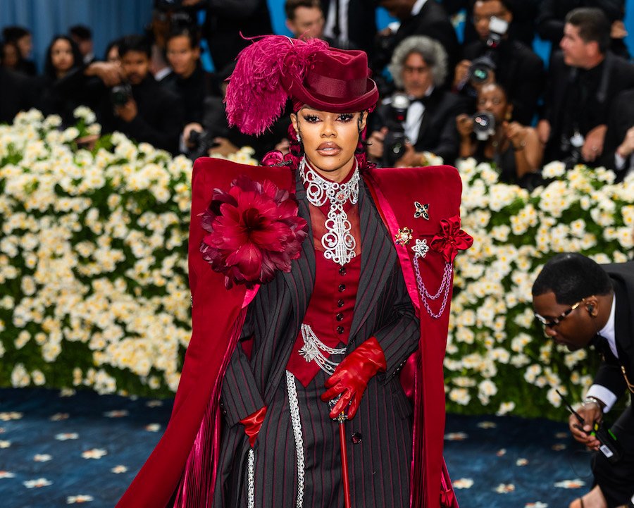 11 Show-Stopping Looks From The 2025 Met Gala!