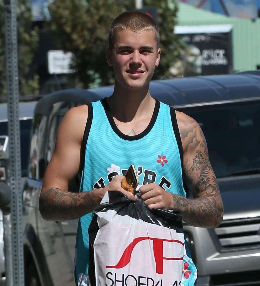 V Festival bosses dismiss Bieber no-show gossip