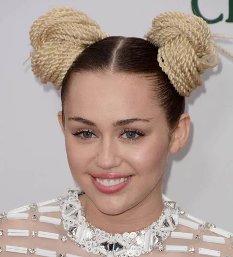 Hunter targeted by Miley Cyrus 'receiving death threats'
