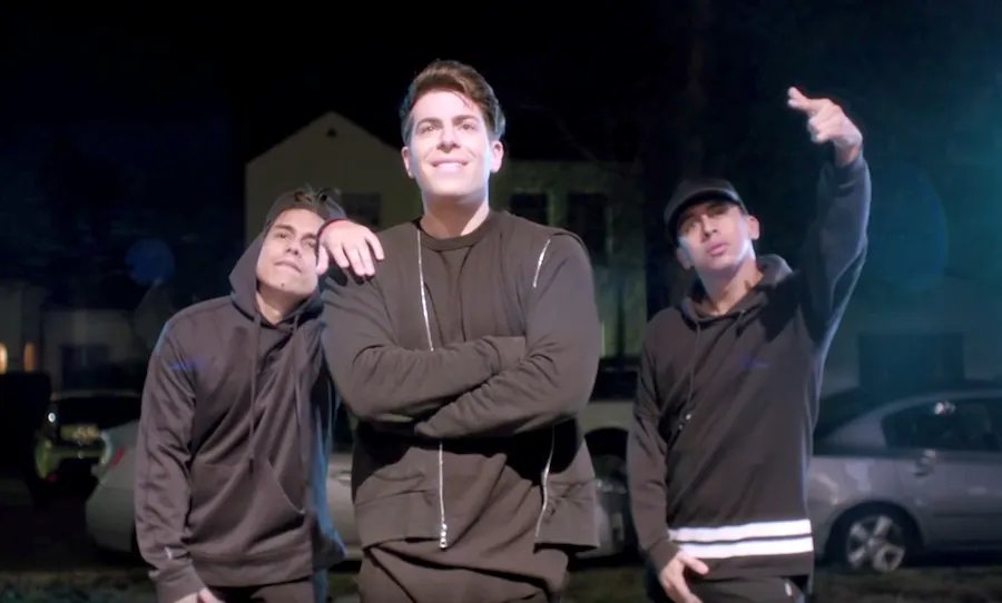 ARTIST SPOTLIGHT: Hoodie Allen