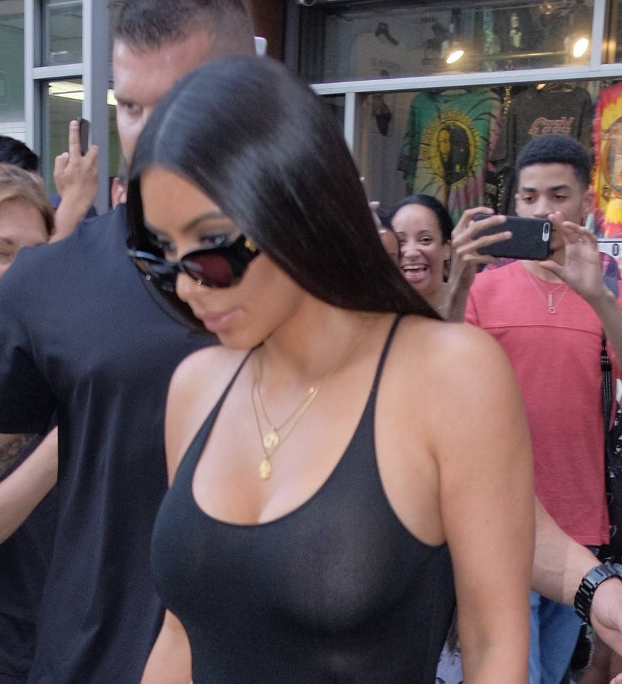 Kim Kardashian: 'Bad paparazzi pics have given me a full phobia'