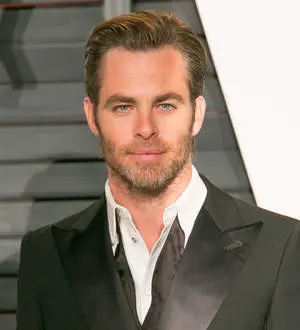 Chris Pine and Vail Bloom spark dating rumours