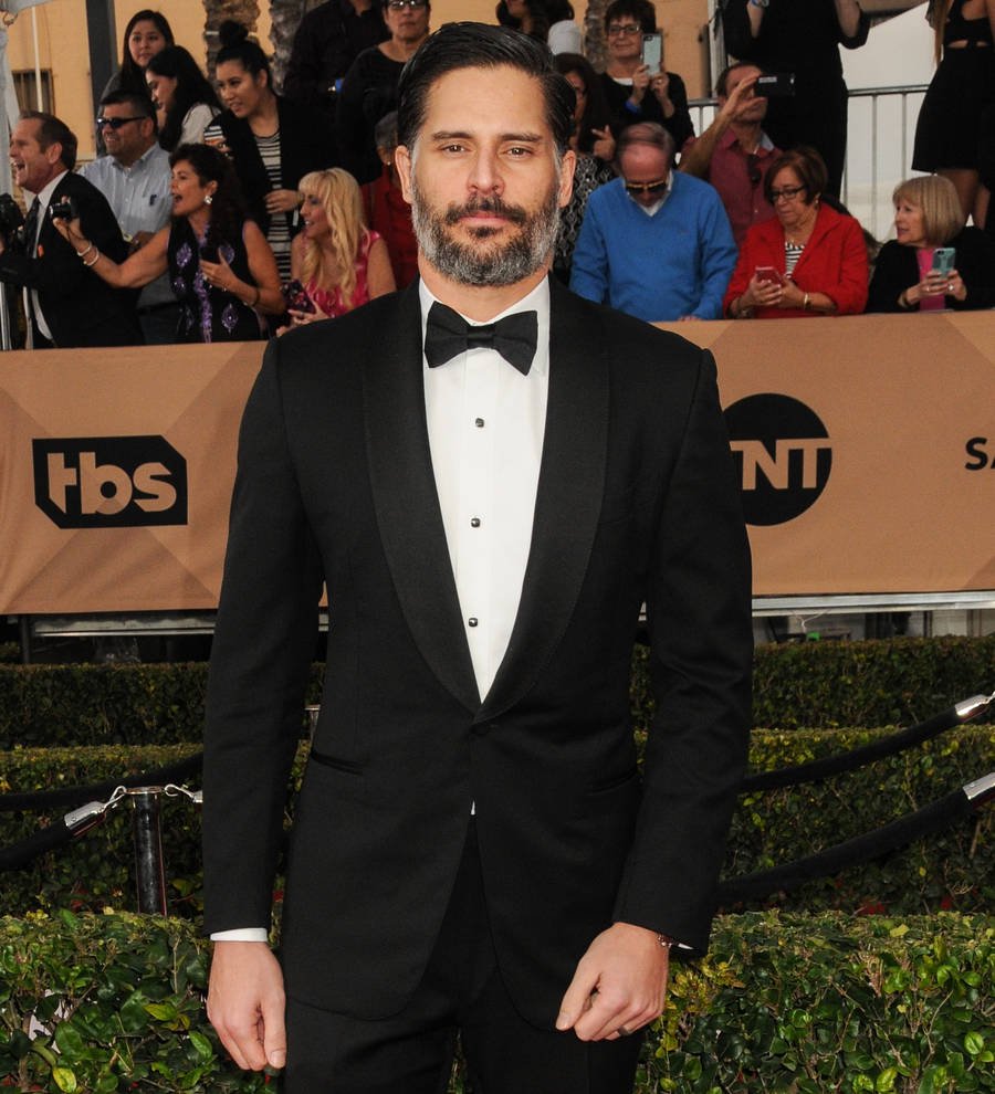 Joe Manganiello recovering from serious surgery - report