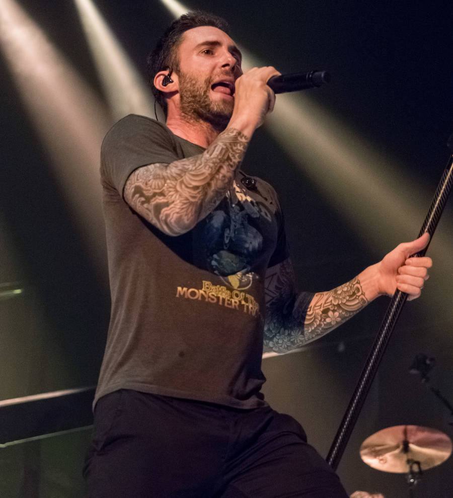 Maroon 5 new front-runner for Super Bowl half-time show