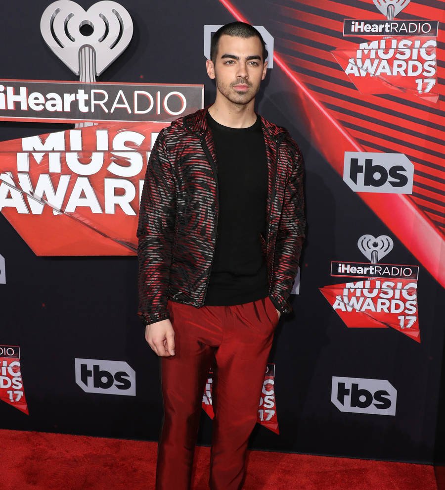 Joe Jonas to co-host iHeartRadio Much Music Video Awards