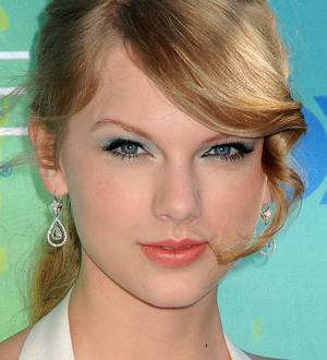 Taylor Swift splashes out on Nashville mansion