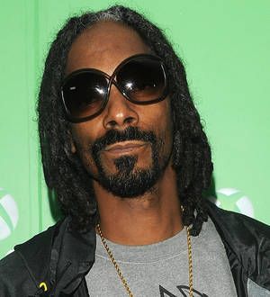 Snoop Dogg to recruit fan as intern