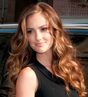 Minka Kelly perfected acting skills on mum's 'bad guy' boyfriend