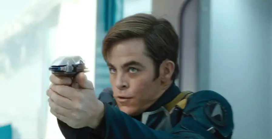 'Star Trek Beyond' Trailer Promises to Put The "Trek" Back in "Star Trek"!