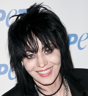Joan Jett shielded Kristen Stewart from snappers on Runaways set