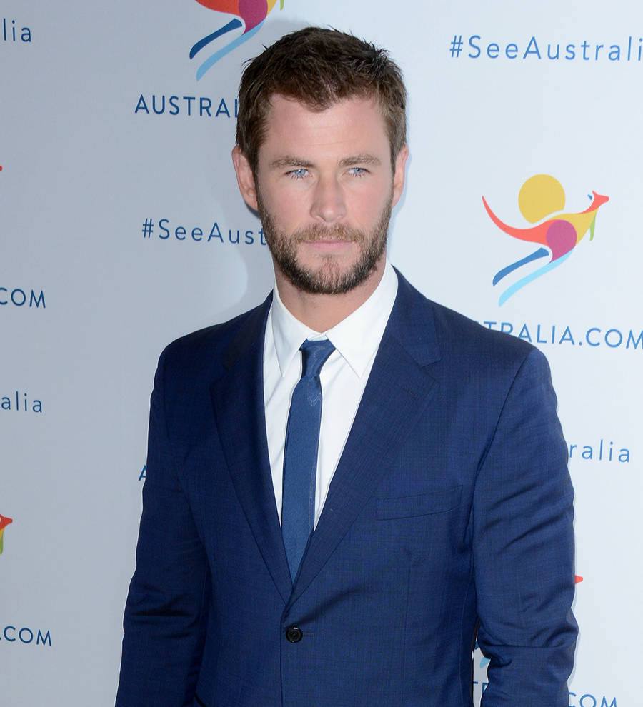 Chris Hemsworth's hugs for twins on second birthday