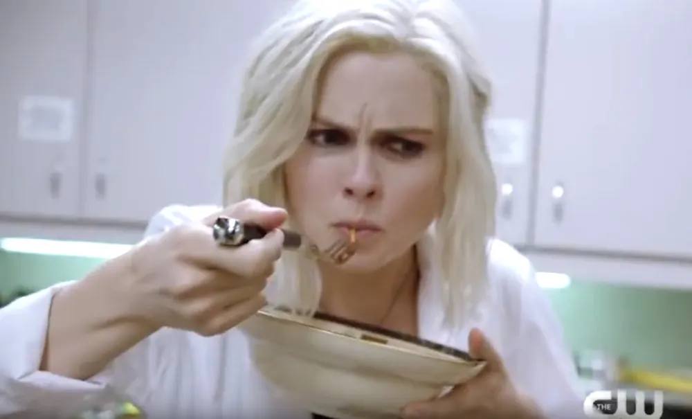 4 Reasons You Should Be Watching "iZombie"!