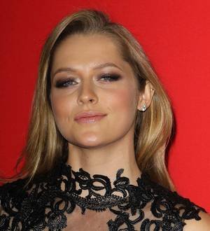 Teresa Palmer launching happiness website