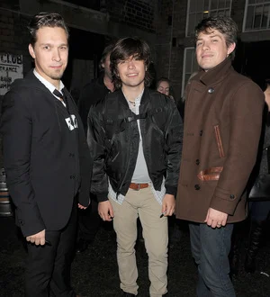 Hanson touched by fan's soldier tribute