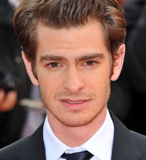 Andrew Garfield swings into action for New York volunteer drive