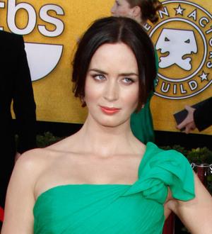 Nervous Emily Blunt 'laughed hysterically' in Obama's face