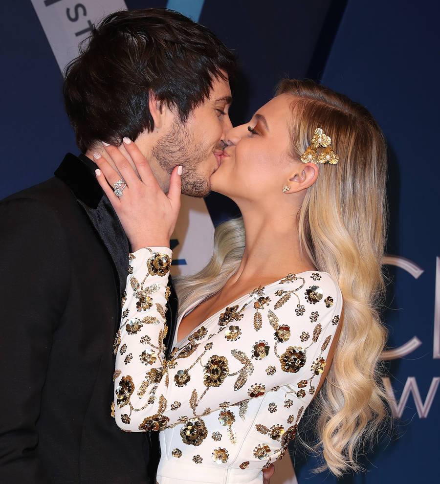 Kelsea Ballerini ready for weekend wedding in Mexico