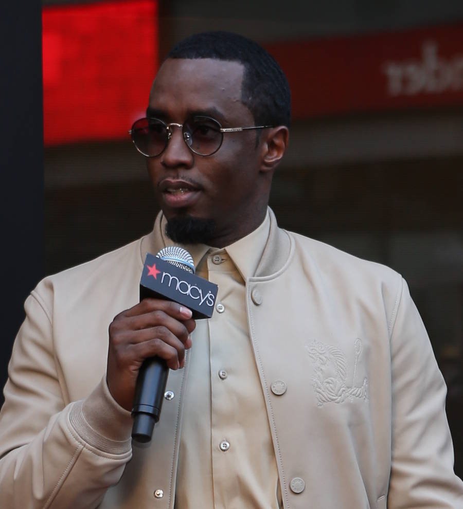 Sean 'Diddy' Combs releasing Bad Boy anniversary CD box set