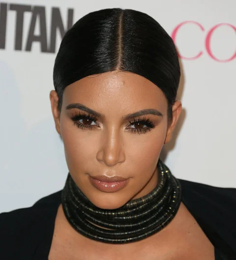 Kardashian sisters 'sued' for 0 million over make-up line