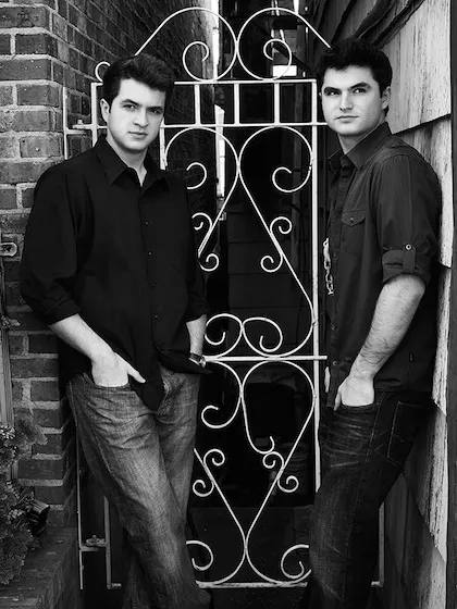 PLAYLIST PICKS: Como Brothers Band