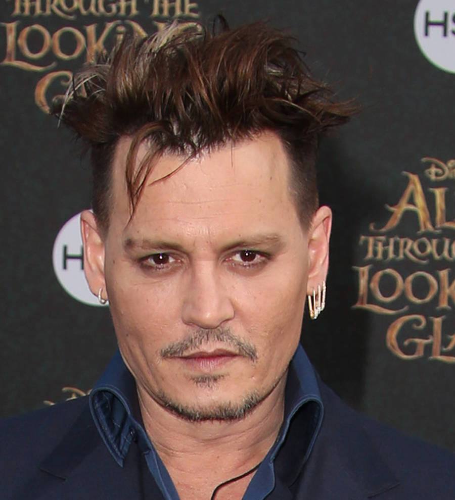 Johnny Depp makes surprise Pirates of the Caribbean ride appearance