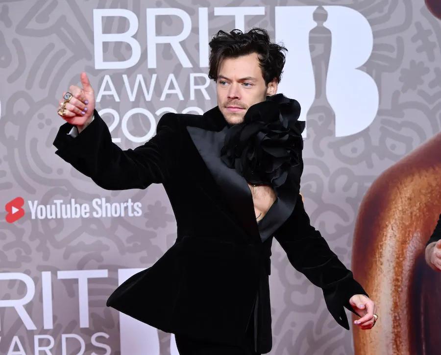 How To Read Like Harry Styles, Part 2!