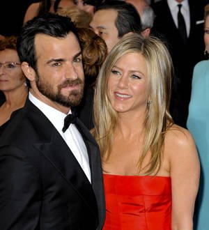 Jennifer Aniston keeping wedding plans from best pal Chelsea Handler