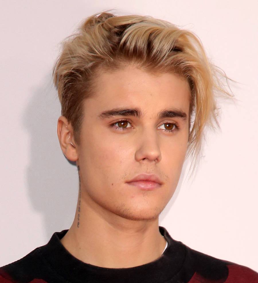 Justin Bieber sets new record atop U.K. singles chart