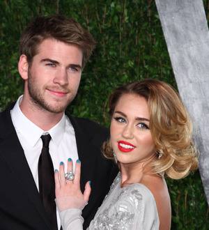 Wedding rumours denied by Liam Hemsworth