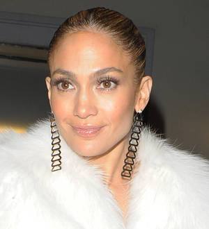 Jennifer Lopez closes out Chelsea Handler's TV interviews