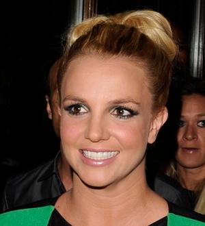 Spears 'to regain control of affairs before wedding'