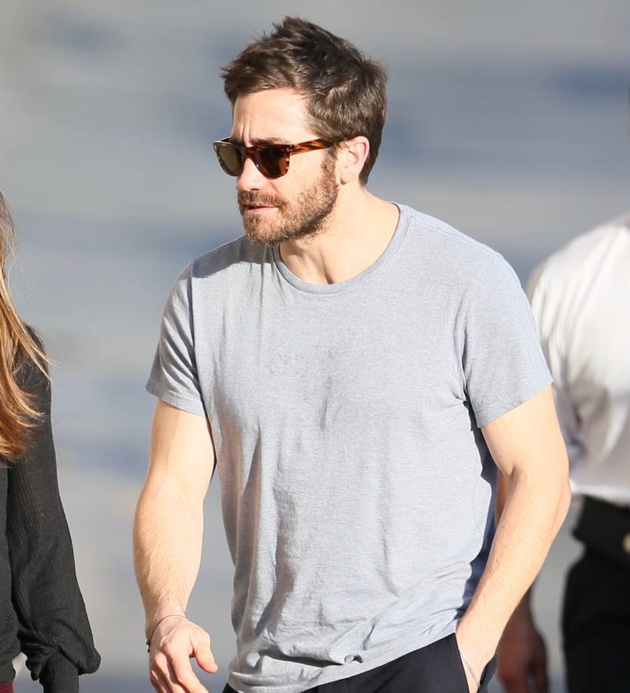 Jake Gyllenhaal shuts down Marvel talk