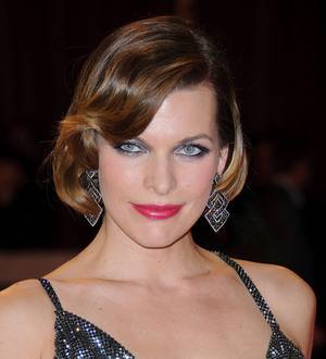 Milla Jovovich visits injured Resident Evil extra in hospital
