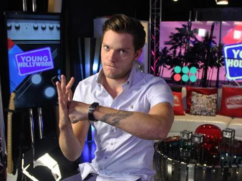 Dominic Sherwood’s Guilty Pleasure Off Set of Shadowhunters