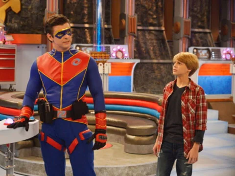 "Henry Danger" Set Tour: Blowing Bubbles and Tom Cruise Impressions