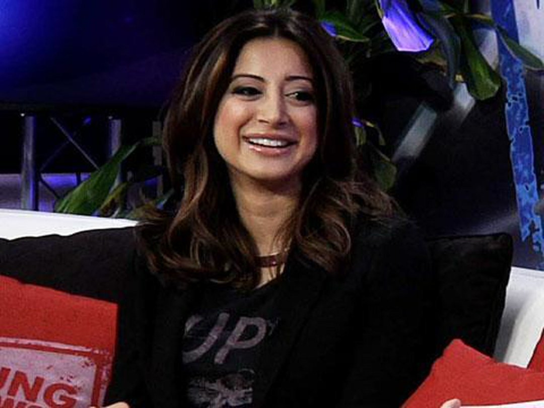 Rapping with "Anger Management" Star and Undercover Hippie, Noureen DeWulf