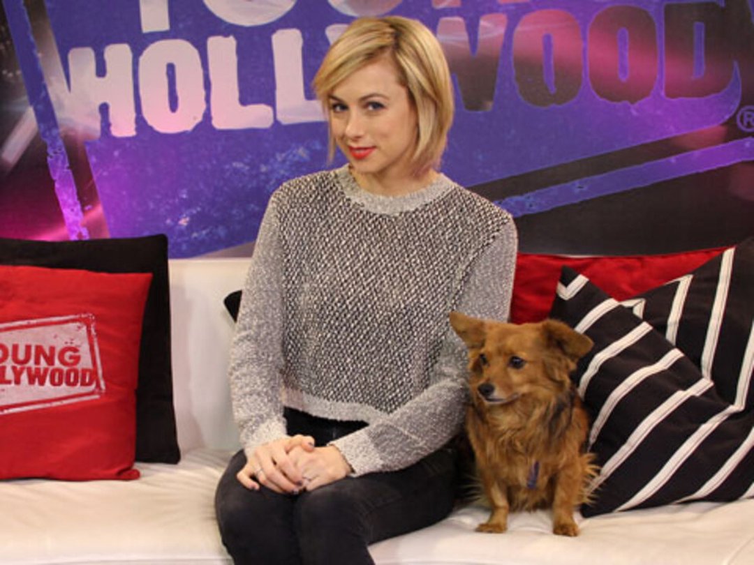 Comedian Iliza Shlesinger on her Netflix Stand-Up Special "Freezing Hot"